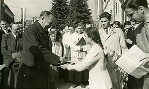 Wiedereröffnung der Hauptschule, 1950. Foto Bund, Radkersburg. MiaZ