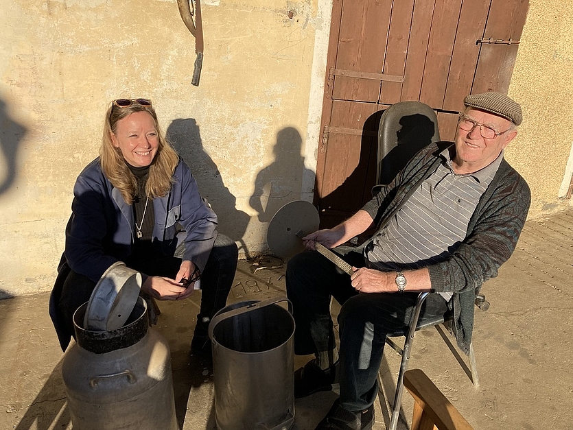 Karl Edelsbrunner mit seiner Tochter Monika Pfeiler, Jörgen, März 2022. Foto MiaZ